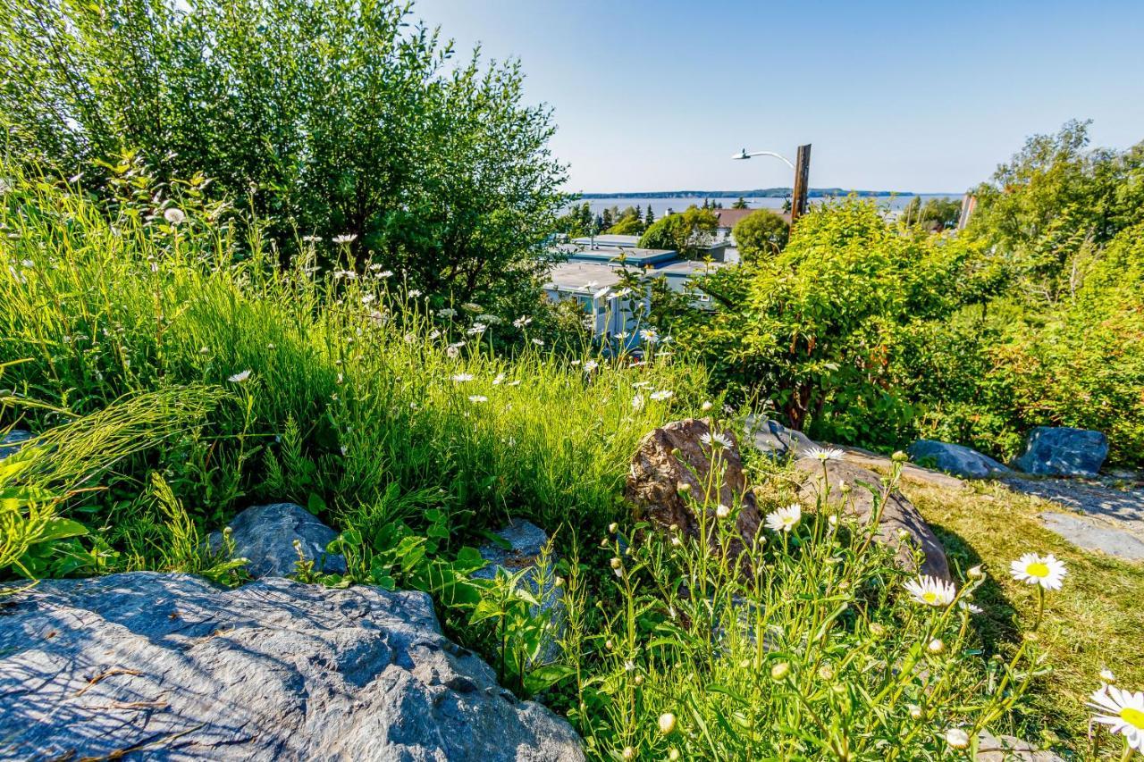 Downtown Contemporary Cove Villa Anchorage Exterior foto